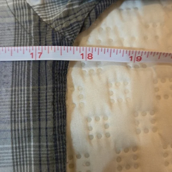 Nautica Jeans Co  Boys Blue Plaid Button Down Long Sleeve Shirt Size S - Picture 8 of 10